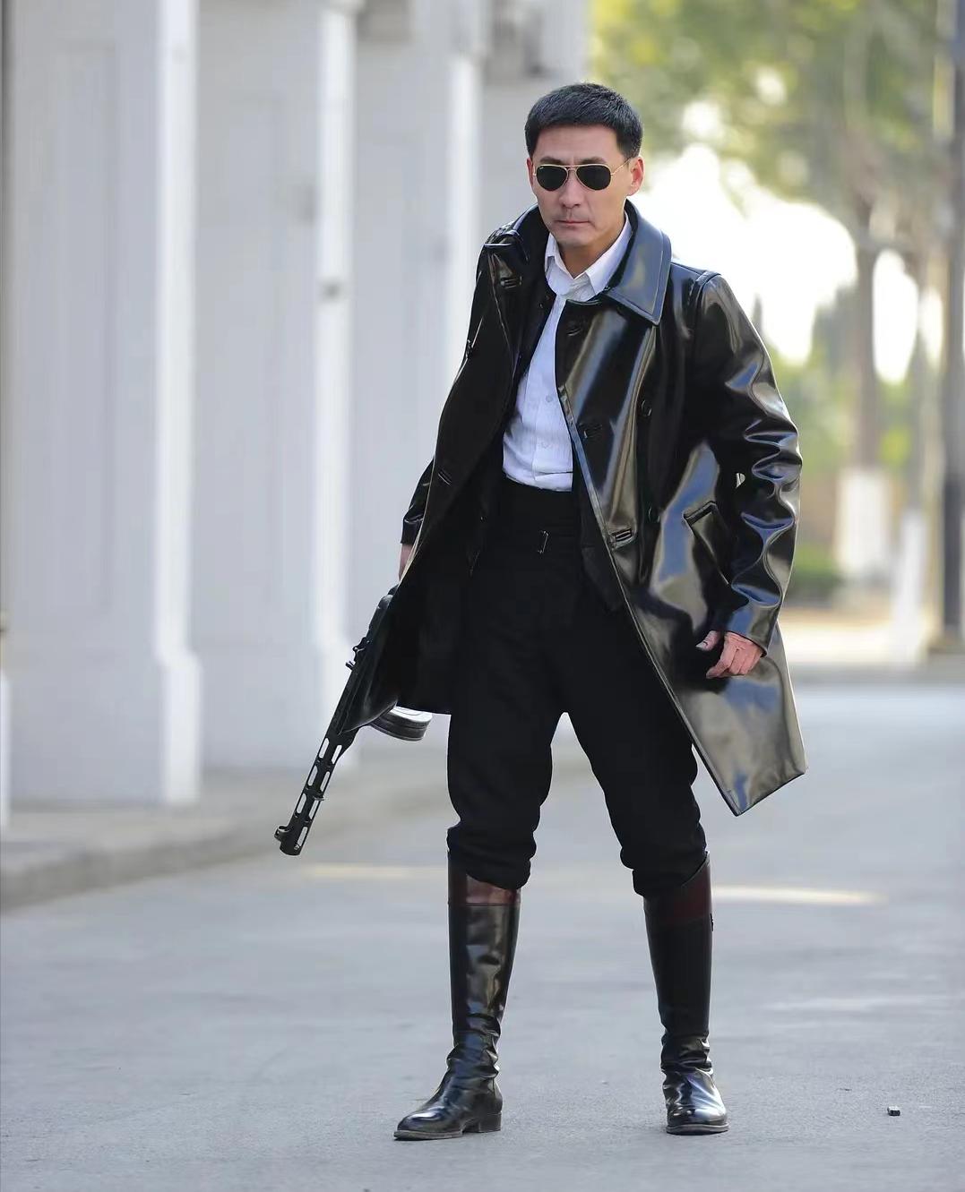 《白眉大侠》27年，10位演员境况差别巨大，男4号已成一线明星