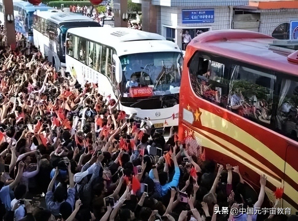 高考44年珍贵照片,高考最难忘的一张图是什么