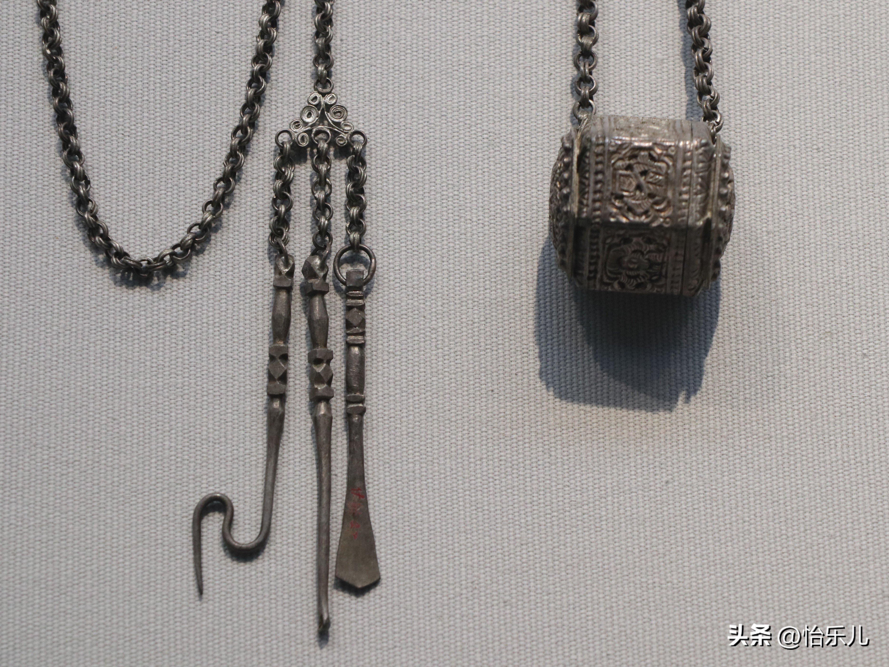 云南最著名的银饰,云南银饰元素