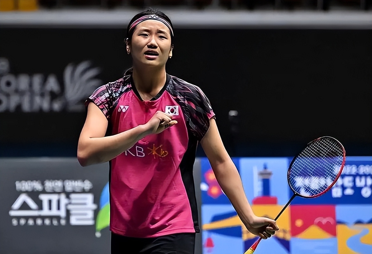 韩国队不顾裁判继续进攻,韩国队不讲武德