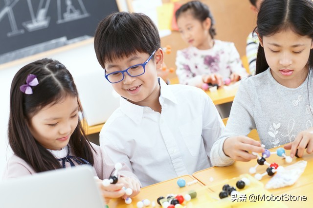 Ai人工智能如何改变学习和工作,ai在教育方面的优势和实例