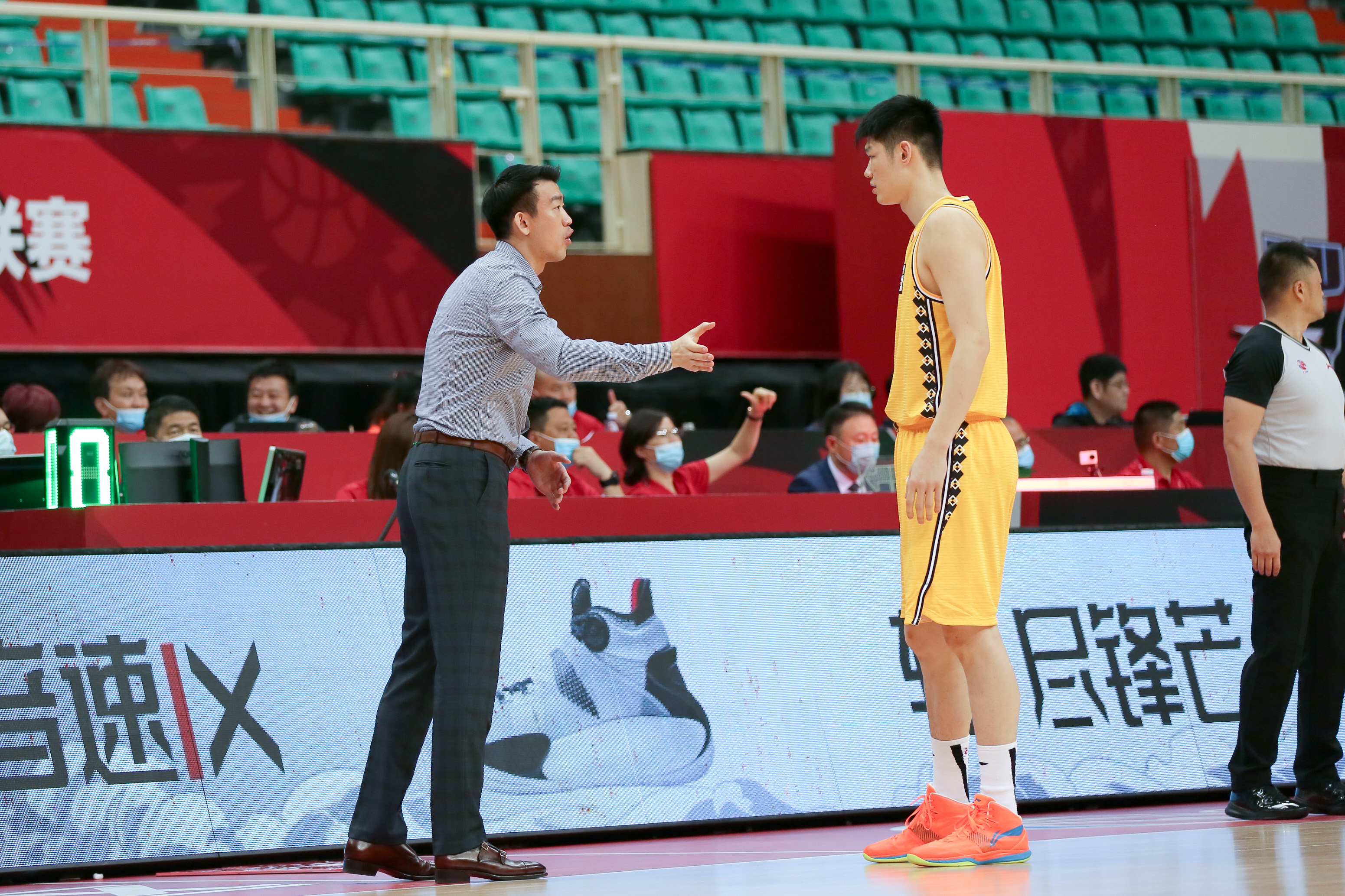 辽宁广厦假摔,辽宁广厦是假球吗