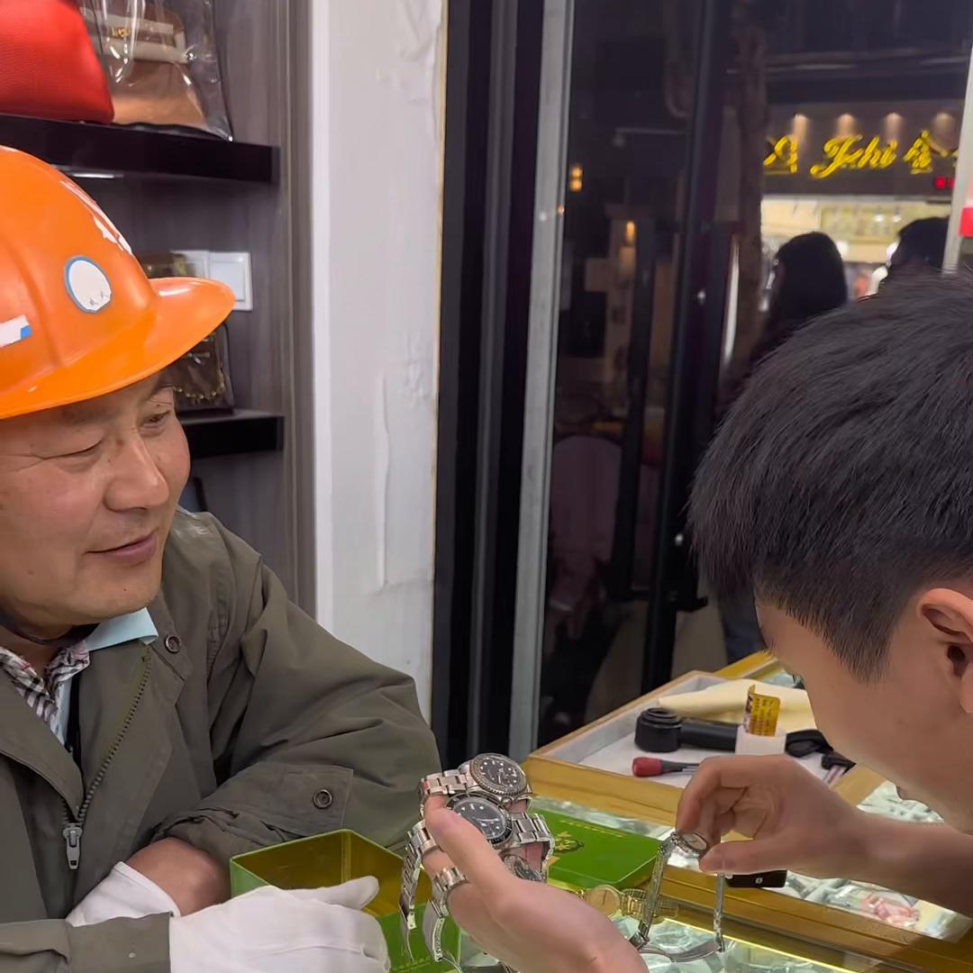 买了块表怎么鉴定真假,捡到的表怎么看真假