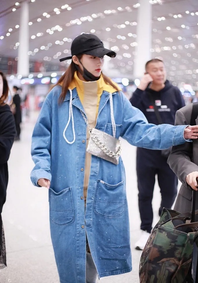 关晓彤穿衣服不好看的原因,关晓彤穿衣风格有多胆大