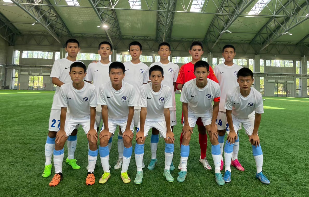 大连人U15点球5-4淘汰深圳翠园U15,晋级四强,宋家羿点球战封神