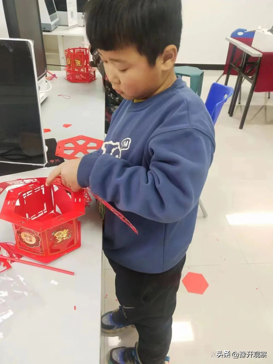 小学生元宵节做花灯活动,小学元宵节做花灯