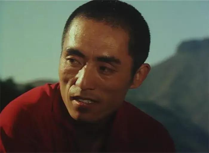 老井让张艺谋成为影帝的电影,张艺谋主演的老井故事发生在哪儿