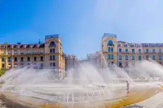 慕尼黑啤酒节拜仁慕尼黑队,22-23赛季拜仁慕尼黑啤酒节球衣