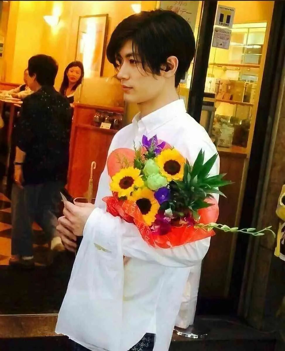 日本艺人的封神抓拍大盘点!狗仔真的很会…