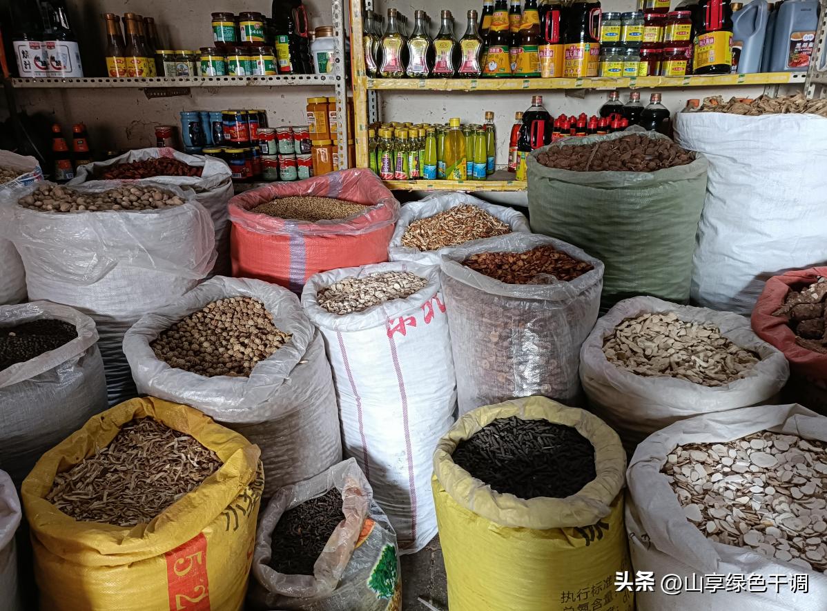 麻辣鸭货店从哪里进货,麻辣鸭货摆摊教学技术