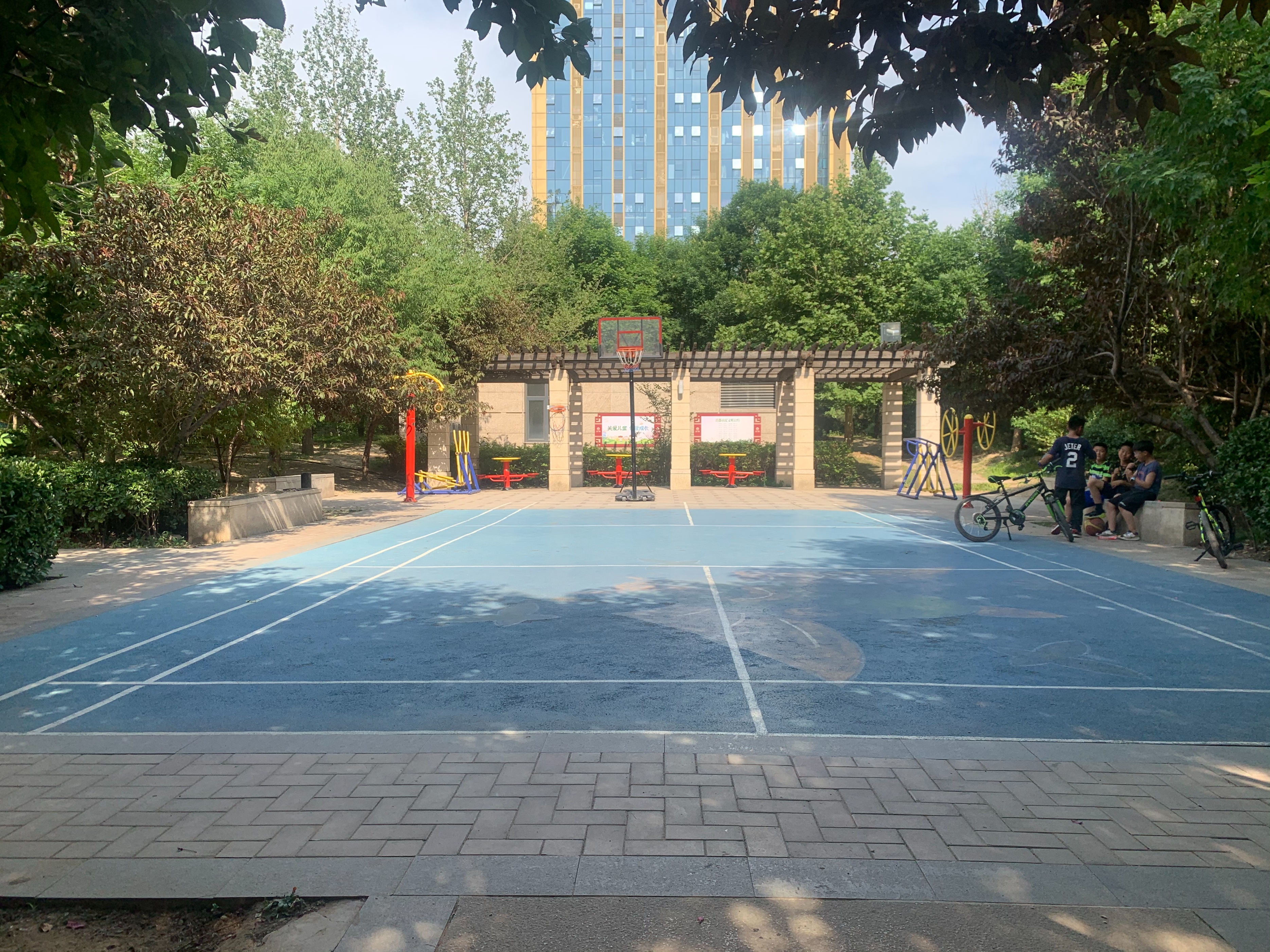 在北京的五环外有房子能买吗,北京五环内150万的房子