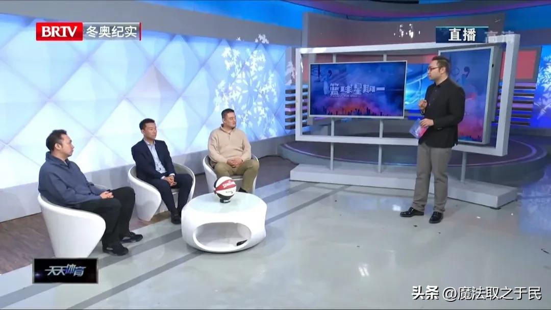 新闻时评：闵鹿蕾联手马布里再打造一支夺冠球队