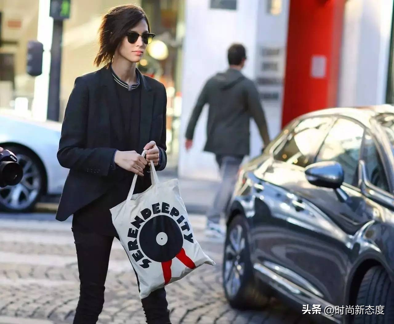 背着帆布包低调时髦,法国帆布包