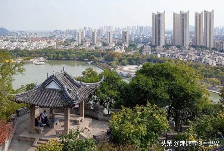 镇江一座美的让人吃醋的城市路牌,镇江一座美的让你吃醋的城市