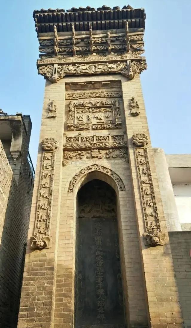 别惦记秦岭了，这条黄河边的观光路，全是旅游爱好者的“硬菜”