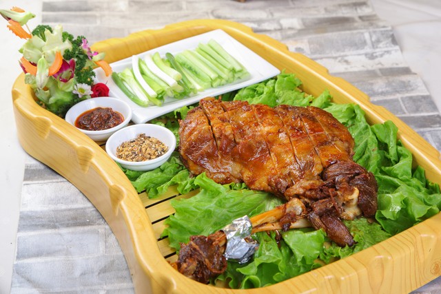 乌兰察布市上档次的饭店,乌鲁木齐十大人气餐馆老店