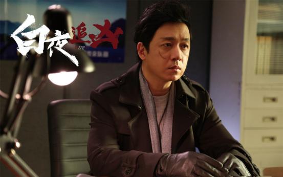 年轻时帅炸天的8位男星，中年后，有人胖快200斤，有人秃成地中海