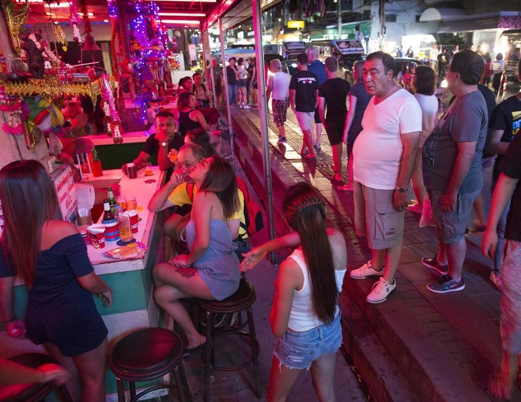 泰国非法“*灯区红**交易”，为什么屡禁不止？有改变局面的方法吗？