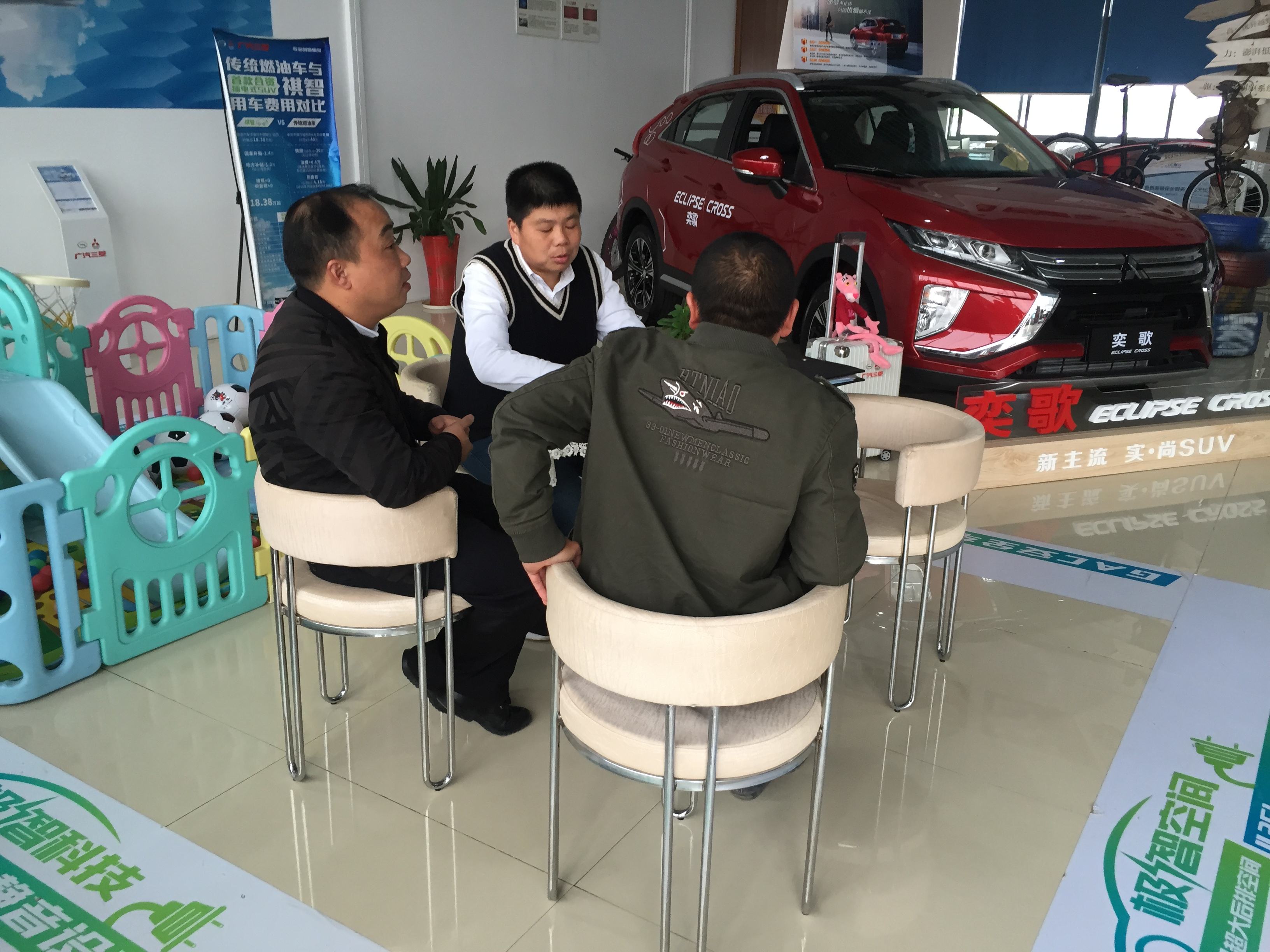 4s店买车做贷款需要注意什么,买车分期与全款的猫腻