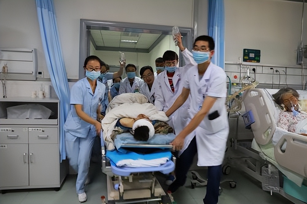 快速反应系统在非住院患者院内急救中有怎样的作用？