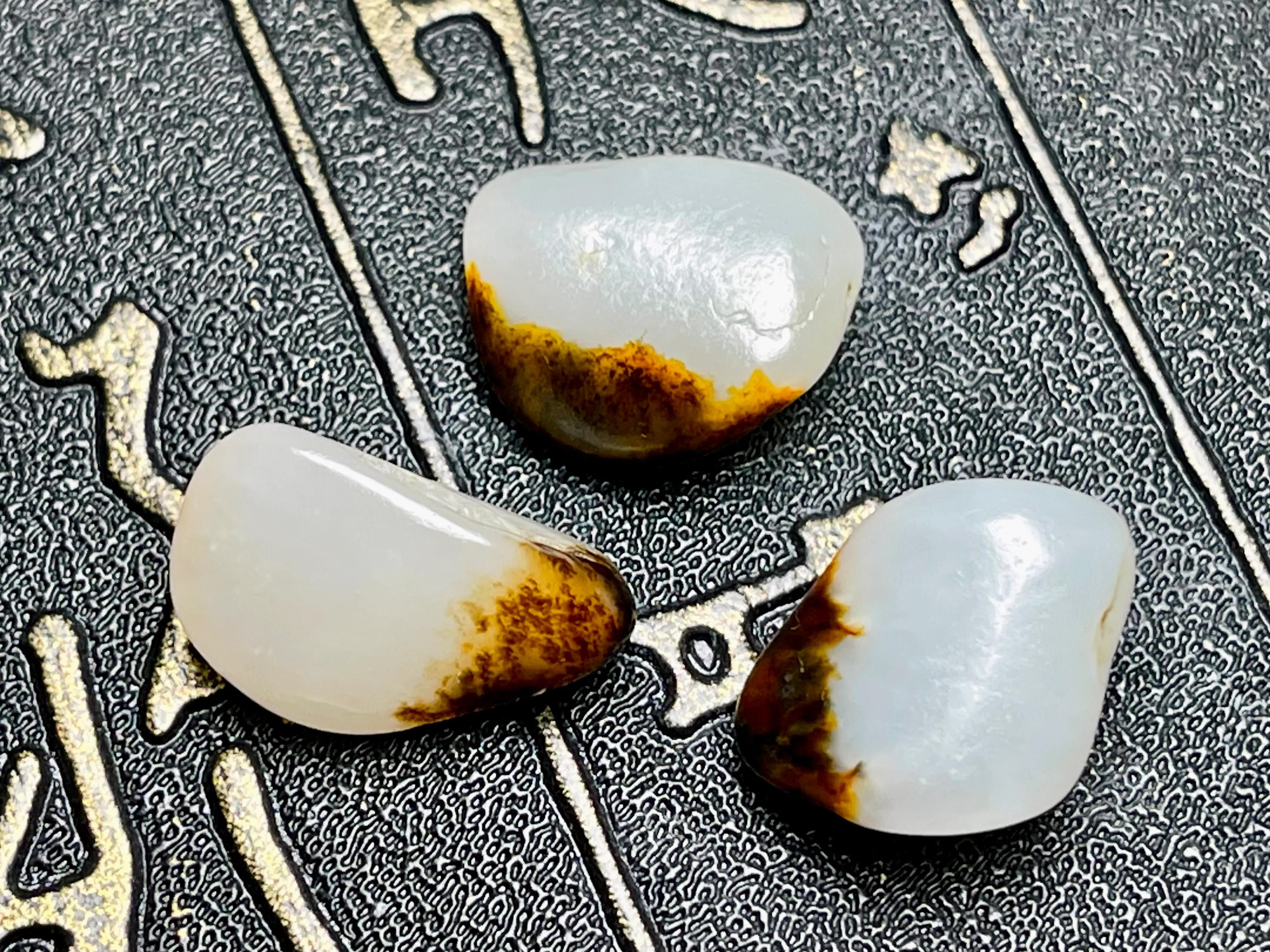 马达加斯加玛瑙黑皮山料,俄料仿籽黄皮