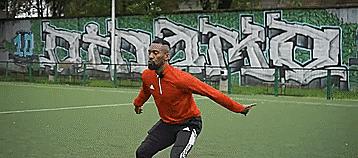 射门如何才能打上力量