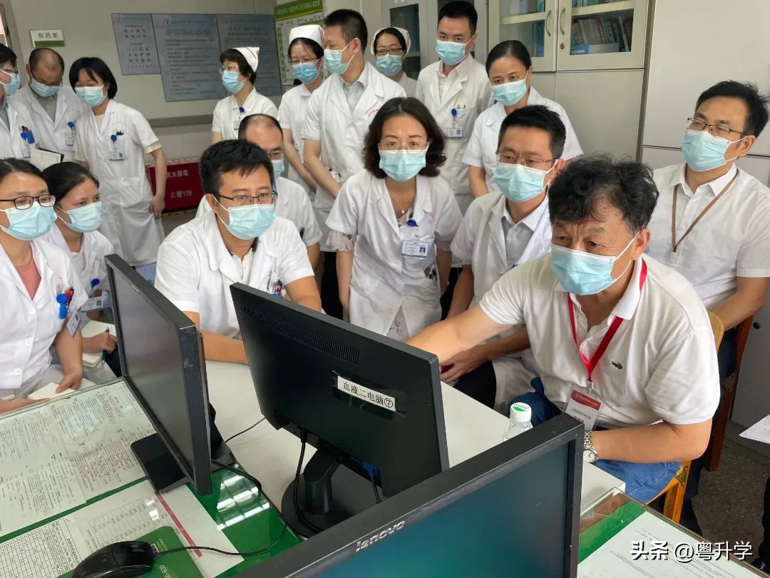 喜讯！粤东首家！汕头大学医学院第一附属医院通过新标准三甲复审