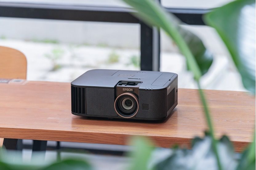 高亮4K投影机,爱普生6280t是激光投影吗