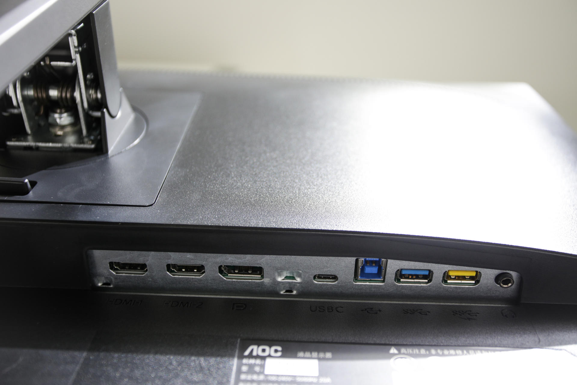 冠捷和优派三星显示器哪个好,4k的显示器优派和冠捷哪个好