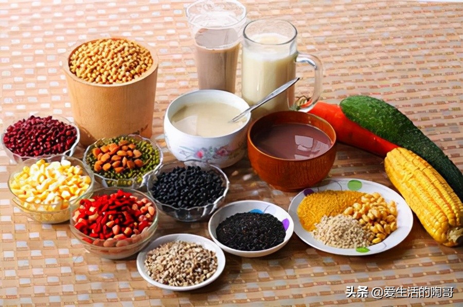 冬季太寒冷，4个防寒保暖小窍门给你，从头暖到脚，健康过冬