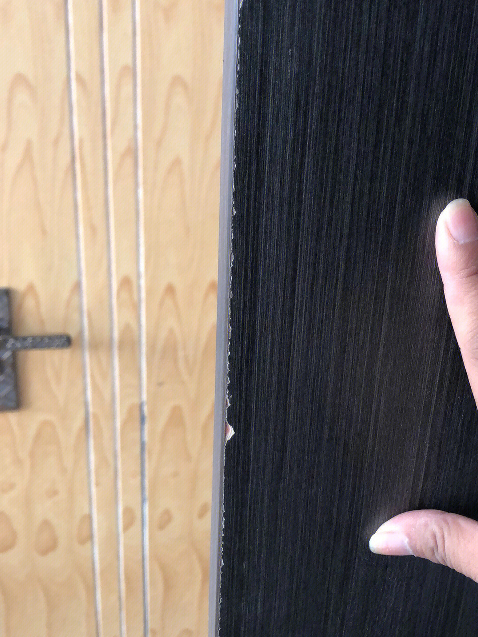 全屋定制比木工做柜子贵多少钱,木工打柜子和全屋定制有啥区别