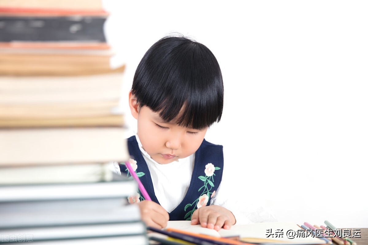 13岁小孩被查出痛风,13岁孩子痛风怎么治疗