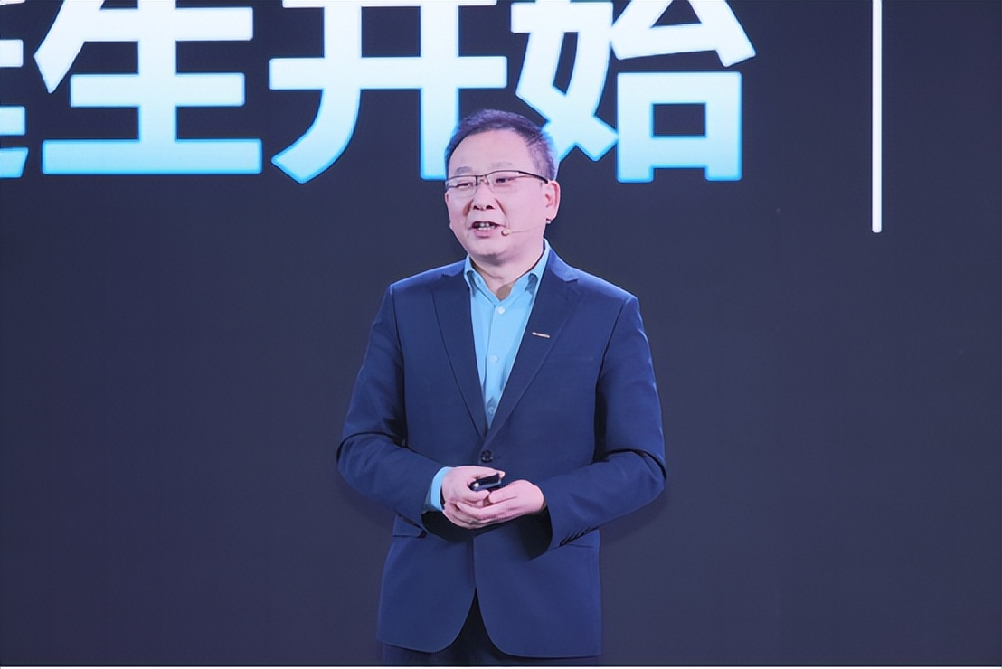 星途瑶光飞鱼版两驱沉浸式驾驶,星途瑶光飞鱼版底盘六座