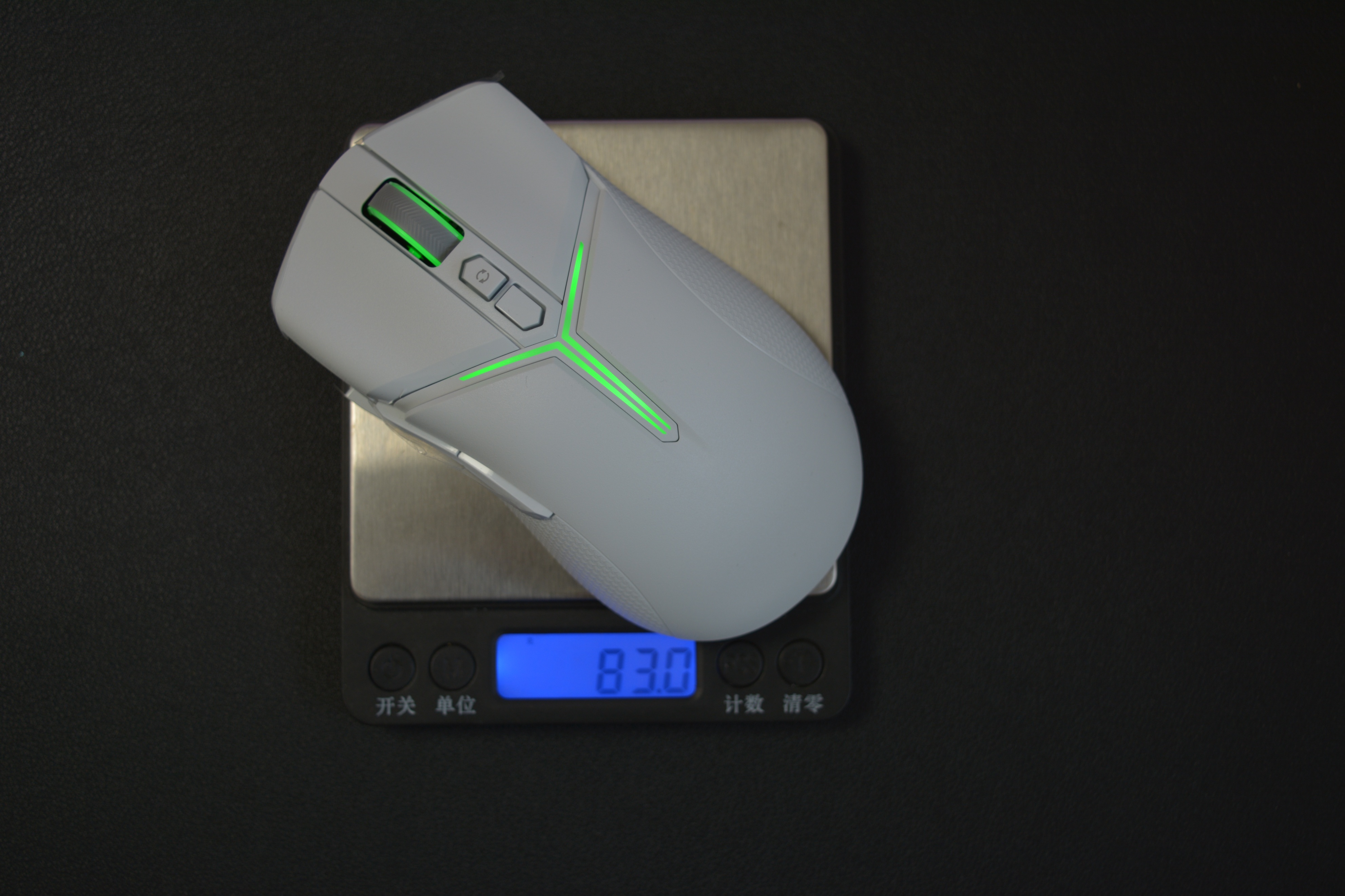 拯救者m7鼠标有线怎么用,拯救者m7鼠标和狗屁王一代比较