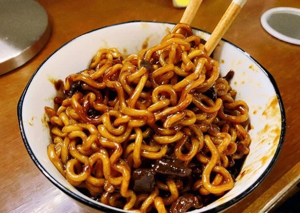 有什么好吃又便宜的泡面推荐,哪种泡面好吃又便宜