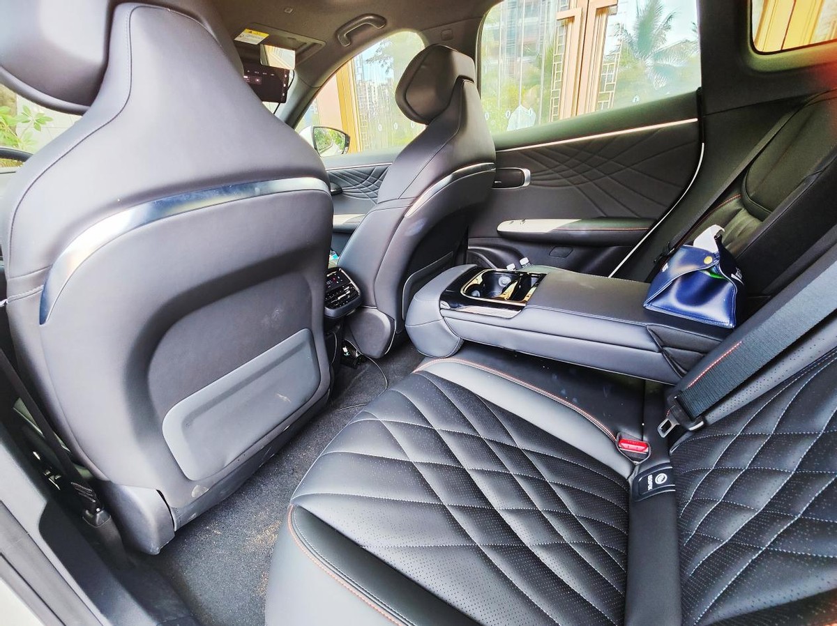 深蓝s7试驾有礼,深蓝s7试驾38号车评