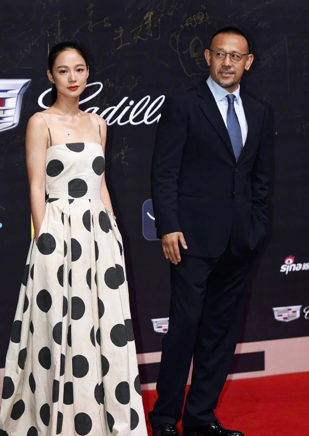 姜文周韵写真图片,姜文老婆周韵绝美瞬间