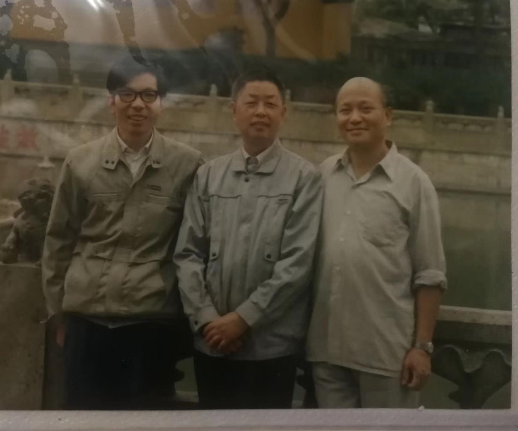 忆廿六年前那次刻骨铭心的北京之旅,同行的他竟猝死在卧铺车厢