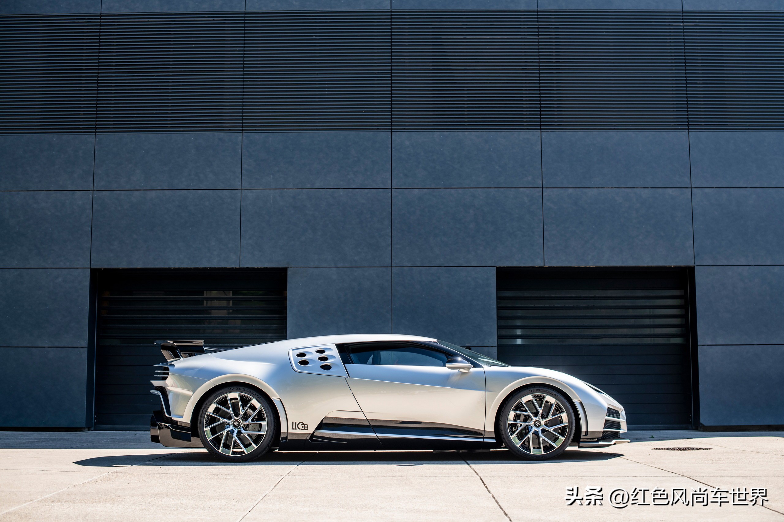 第二辆银色布加迪Centodieci亮相向经典EB110Supersport致敬