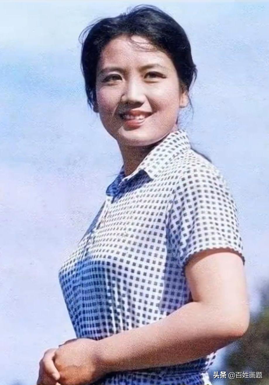 涓嶄竴鏍风殑鑺冲崕鑸炶箞瑙嗛,涓嶄竴鏍峰勾浠ｇ殑鑺冲崕