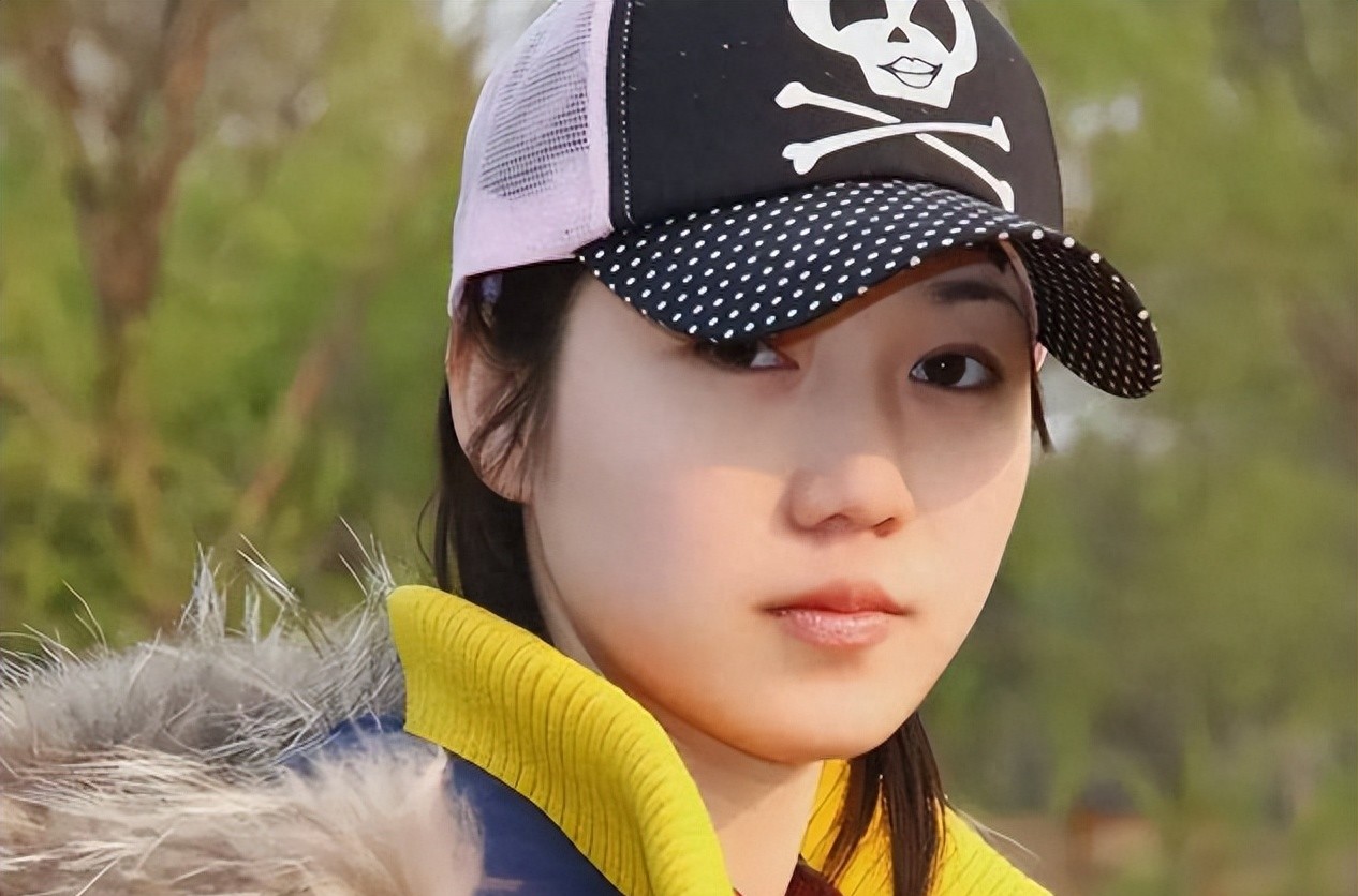 “最红裸模”*筱雨张**：年轻时拍21套写真火爆全网，如今38岁仍单身