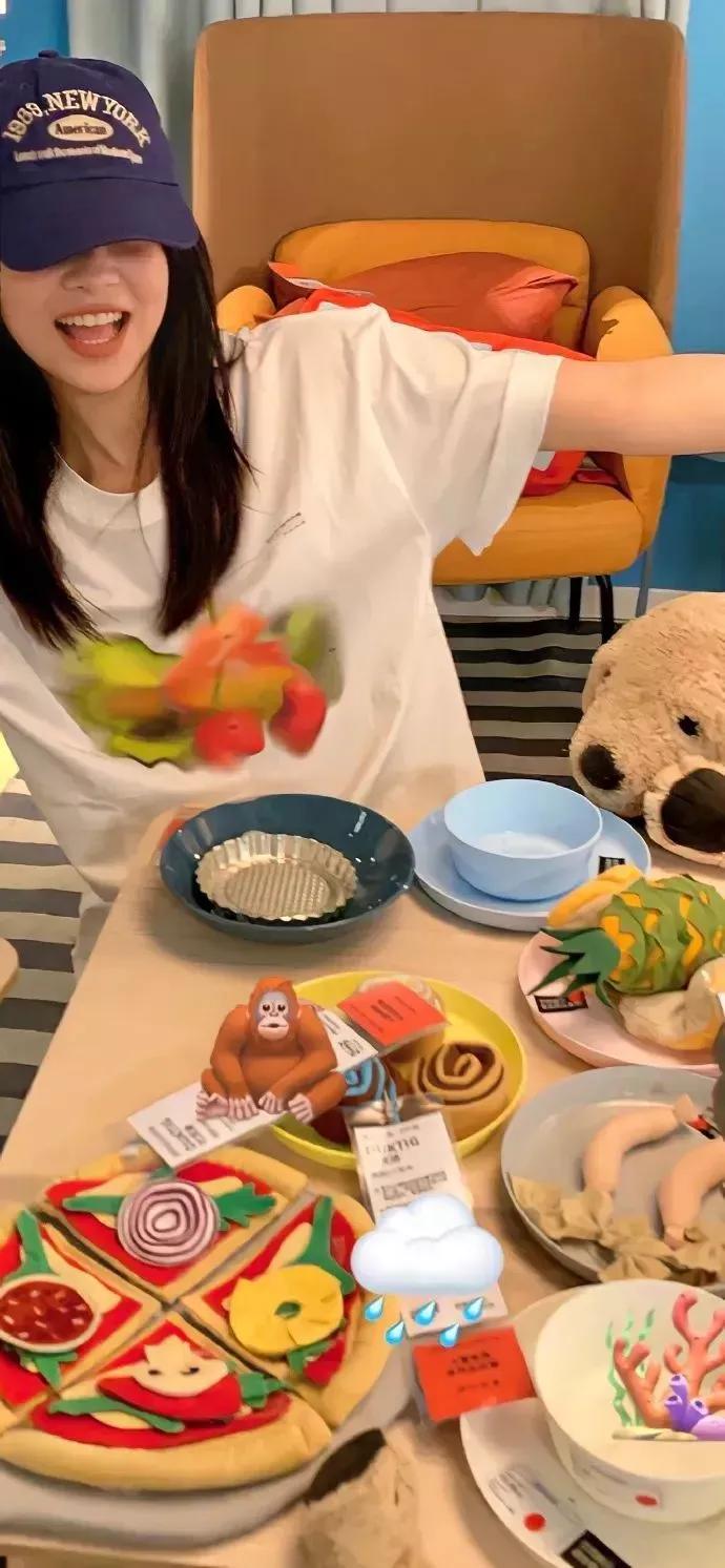 高清壁纸图片全屏干净高级,男士专用黑色美女全屏壁纸