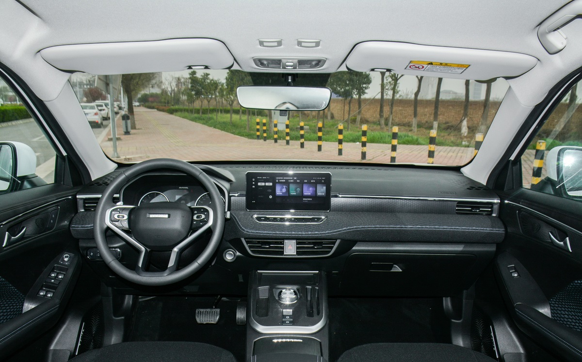 驾驶感和舒适中型suv推荐,年轻人想买suv这几款值得一看