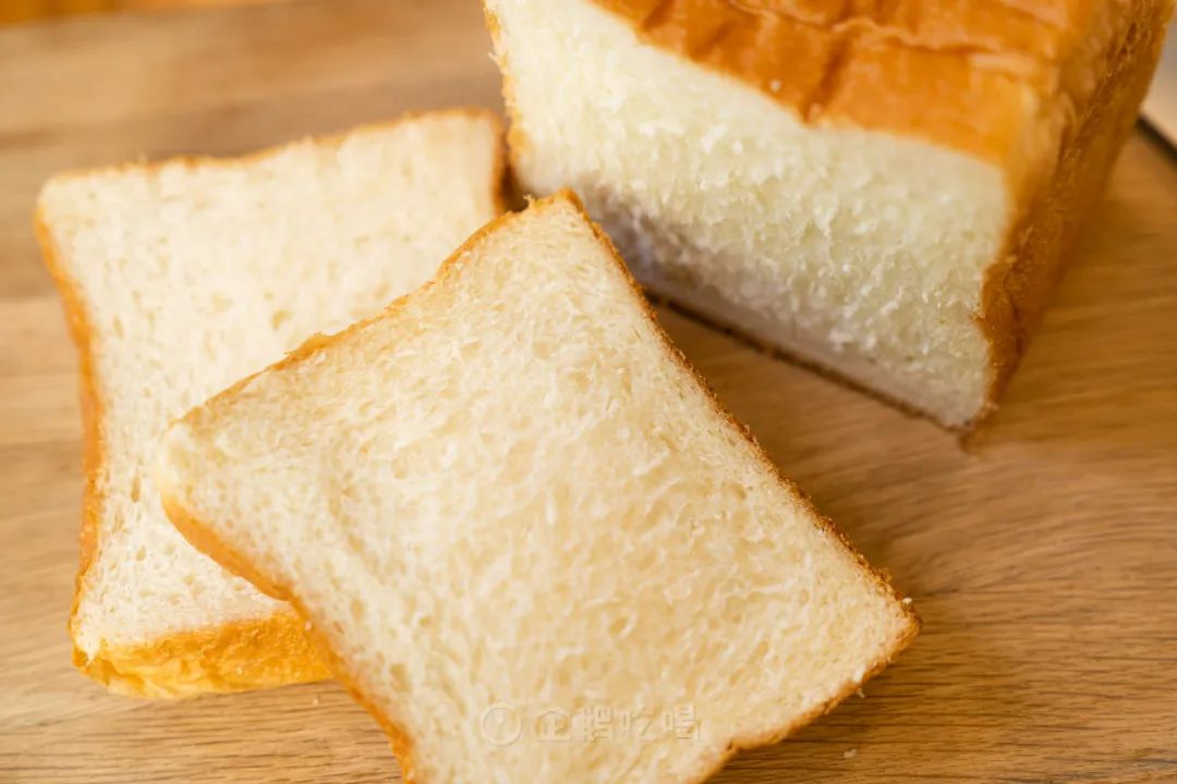 吃掉100+只面包，终于掏出这篇连锁面包店购买指南