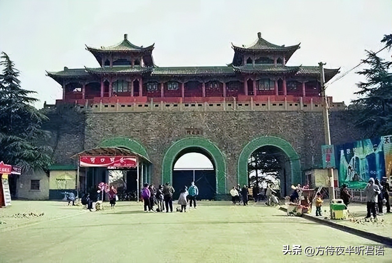 九十年代南京城老照片,以前的南京城的老照片