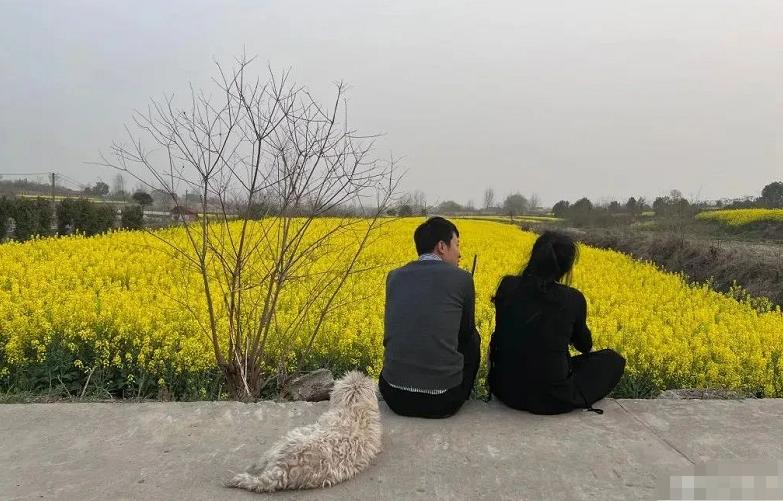 “荡妇”余秀华的风流人生,和她不为人知的反抗之路