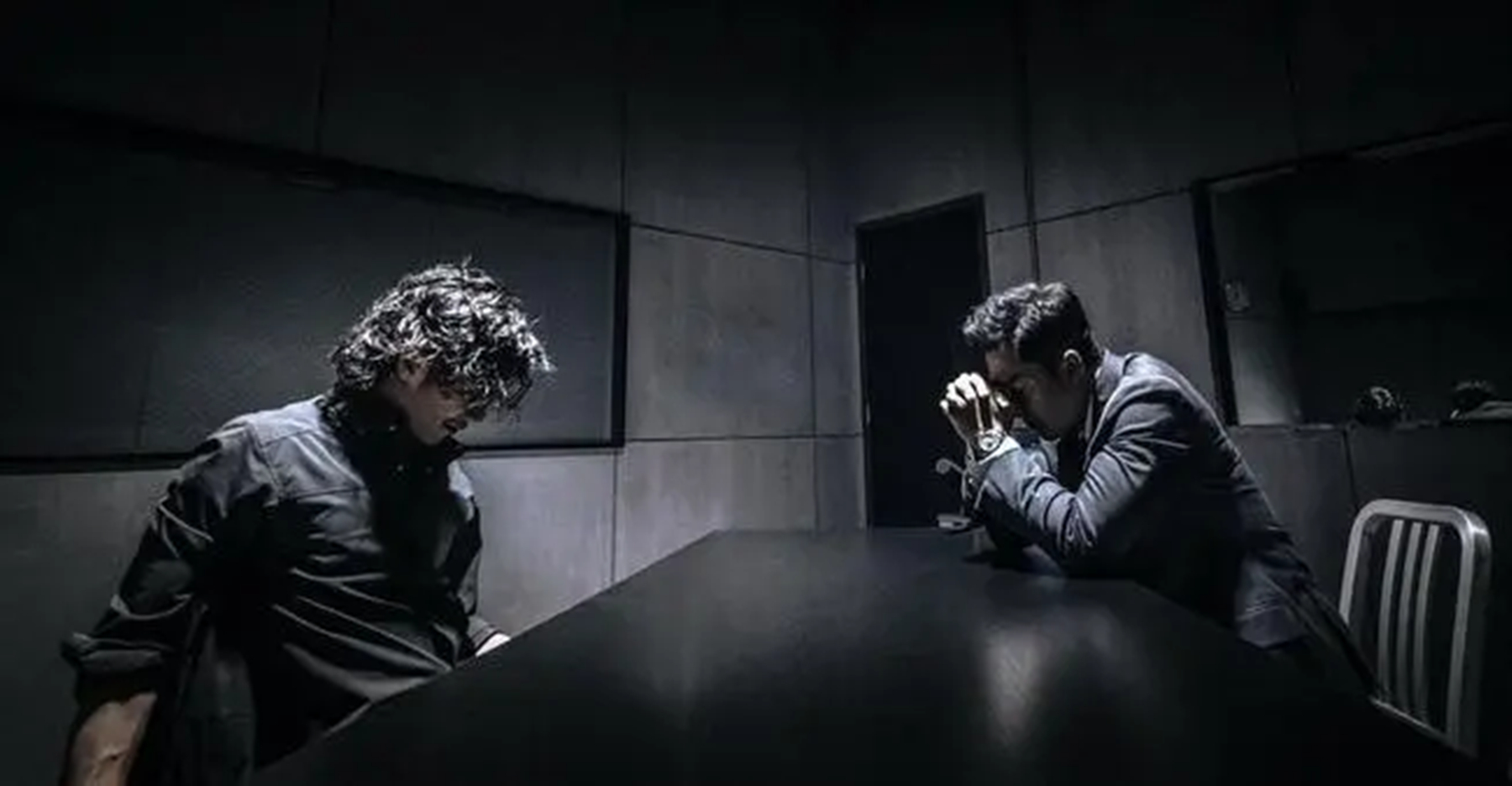 1999年，一名日本富商在北京被抓大喊冤枉，警察：你写句日文看看