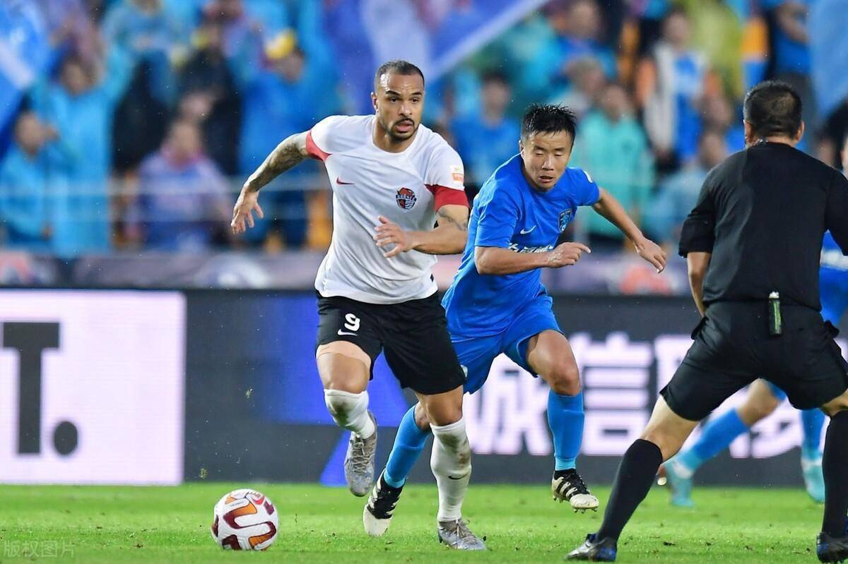 崔康熙和李铁谁是归化之父,中国足协有意崔康熙