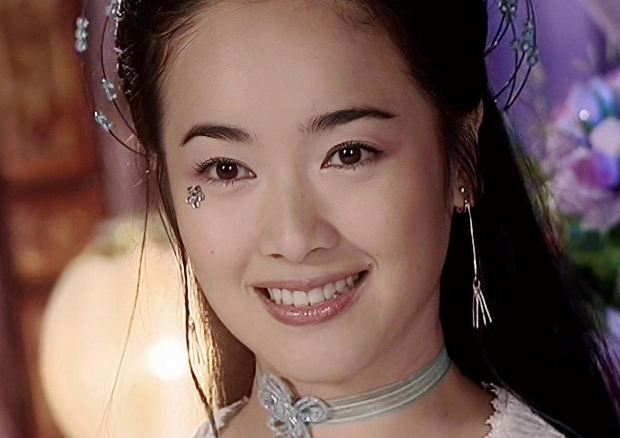 长得不出众却红得一塌糊涂的女星,不惊艳但耐看的十位女星