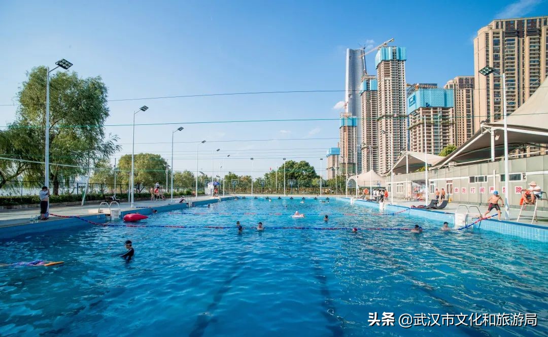 武汉汉口江滩游泳池几月开放呀,武昌江滩游泳池开放